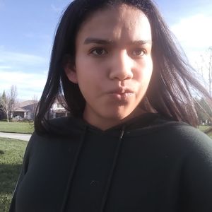 Meet your Posher, Marisol